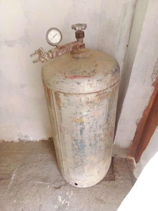 Продам газовый пропановый балон