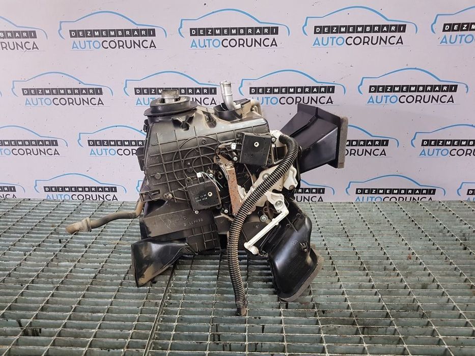 Aeroterma Nissan X - Trail T30 2001 - 2008 Volan Stanga (489) CARCASA AEROTERMA