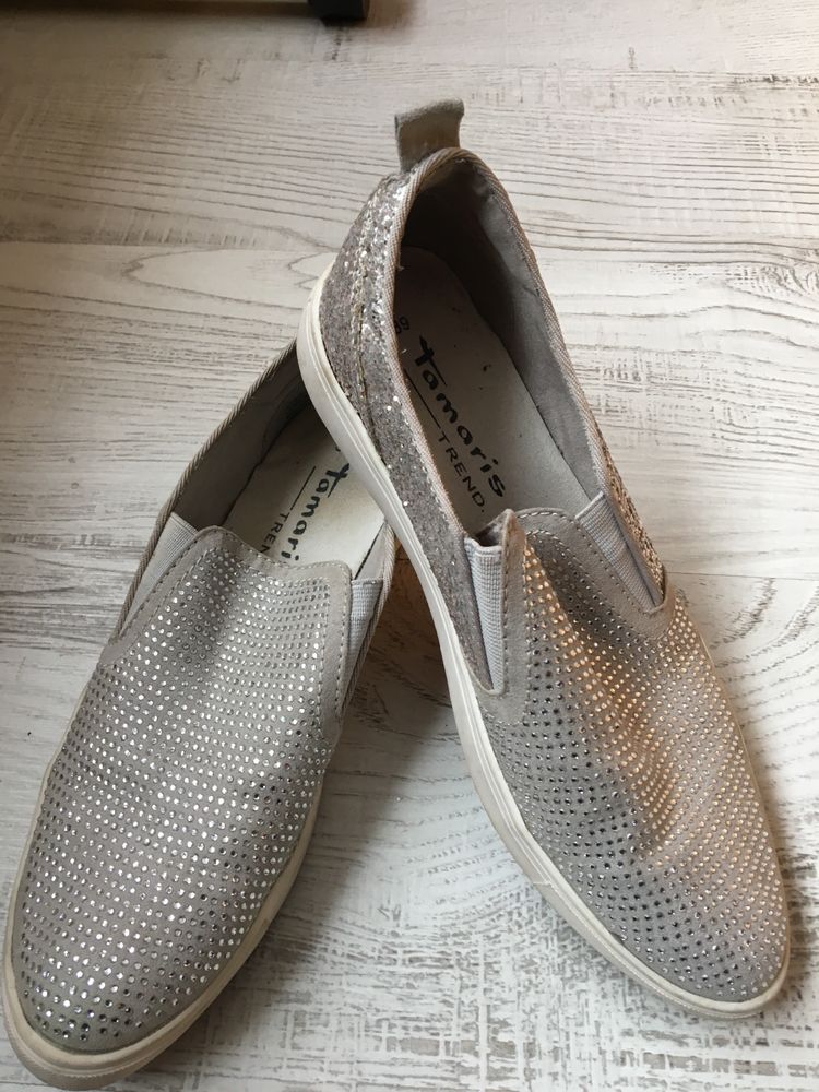 Дамски обивки  Tamaris сребристи 39н. 25 см