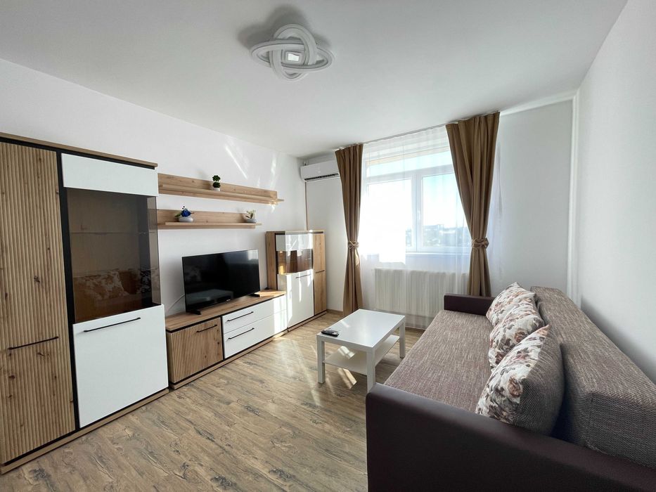 Apartament 2 camere/ balcon/ reabilitat/ Bd. Dinicu Golescu, București