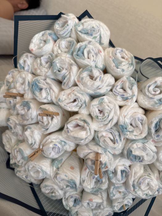 Отдам букет из подгузников для новорожденных