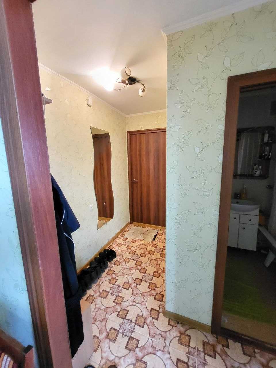 Продам 1-комнатную квартиру на 3 этаже в КЖБИ