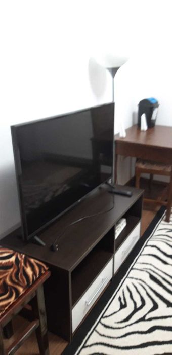 vand apartament 1 camera la casa , Arad, CENTRAL !