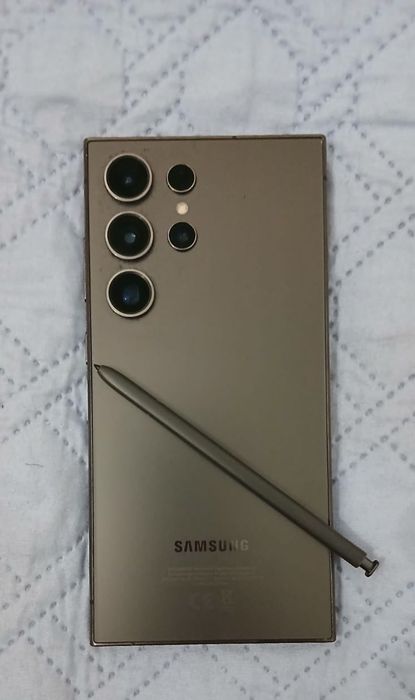 Продам Samsung Galaxy S24 Ultra