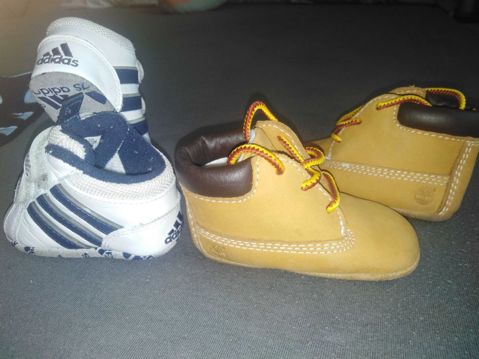 Нови маркови бебешки обувчици