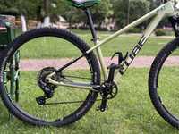 Bicicleta Hardtail Cube Carbon S