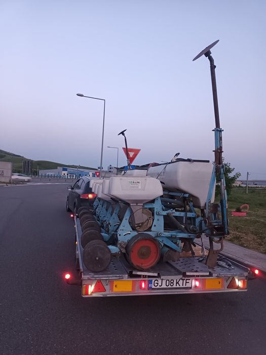 Vând semănătoare porumb monosem
