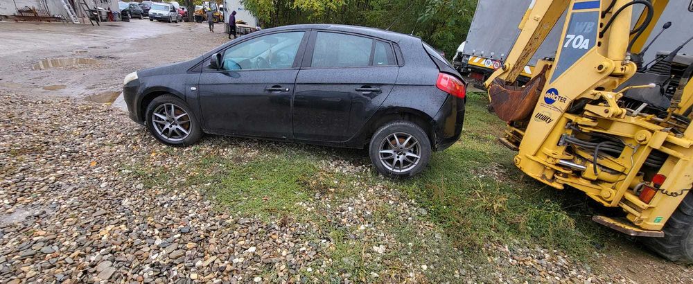 Dezmembrez Fiat Bravo 1.4 Benzina An fabricatie 2008