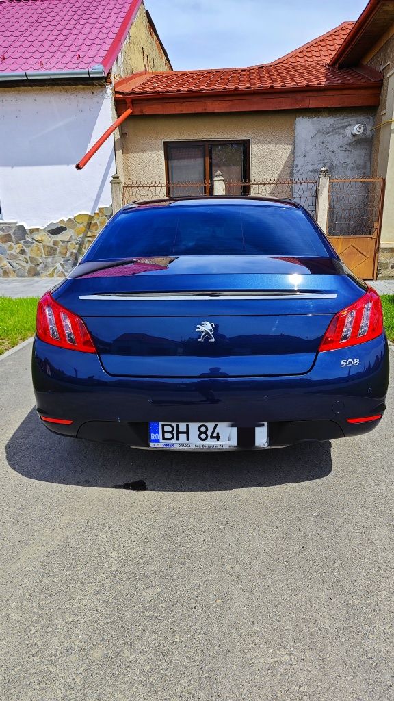 PEUGEOT 508 Hybrid4