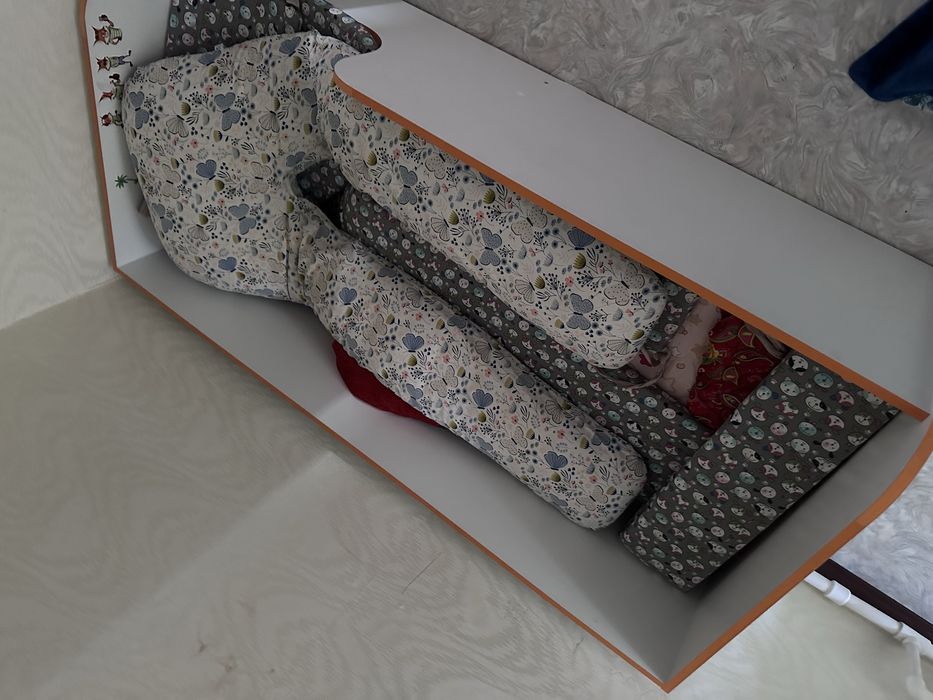 Продам детскую кровать