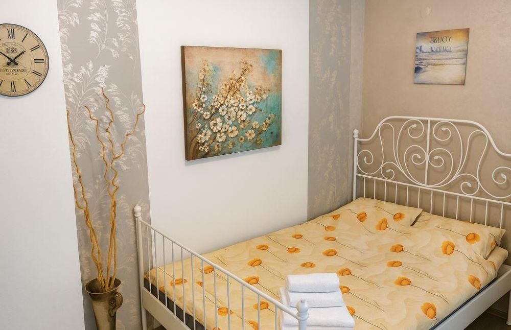 Дава се под наем Тристаен апартамент в Варна, Окръжна болница - 87 кв.м за 600 € - Снимка #3