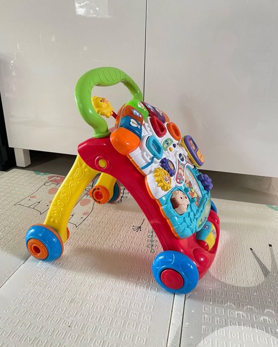 VTECH Каталка , толокар, ходунок с развивающей панелью