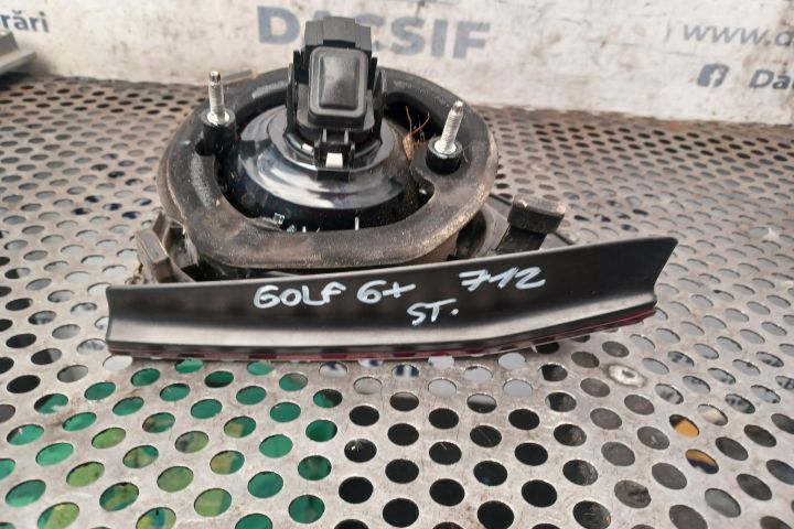Lampa stop stanga pe hayon Volkswagen VW Golf 6  [din 2008 pana  2015] seria Plus minivan 1.4 TSI M