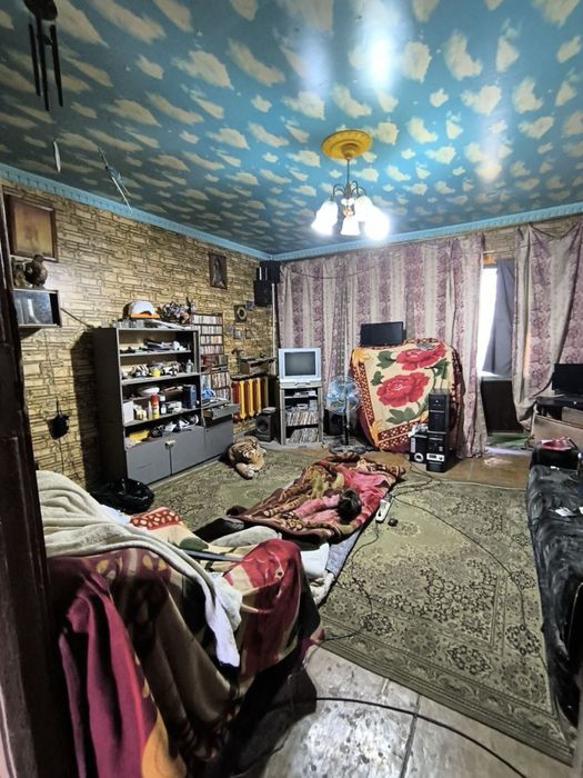 Продам квартиру Сергели 2 3/6/9 58500&