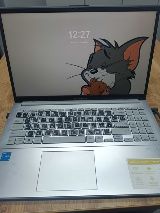 Asus Vivobook ноутбук