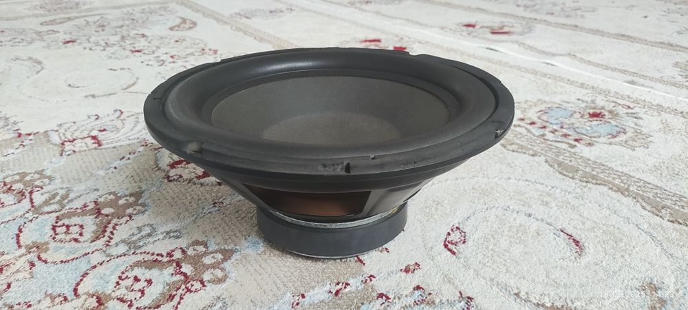 Сабвуфер для авто
