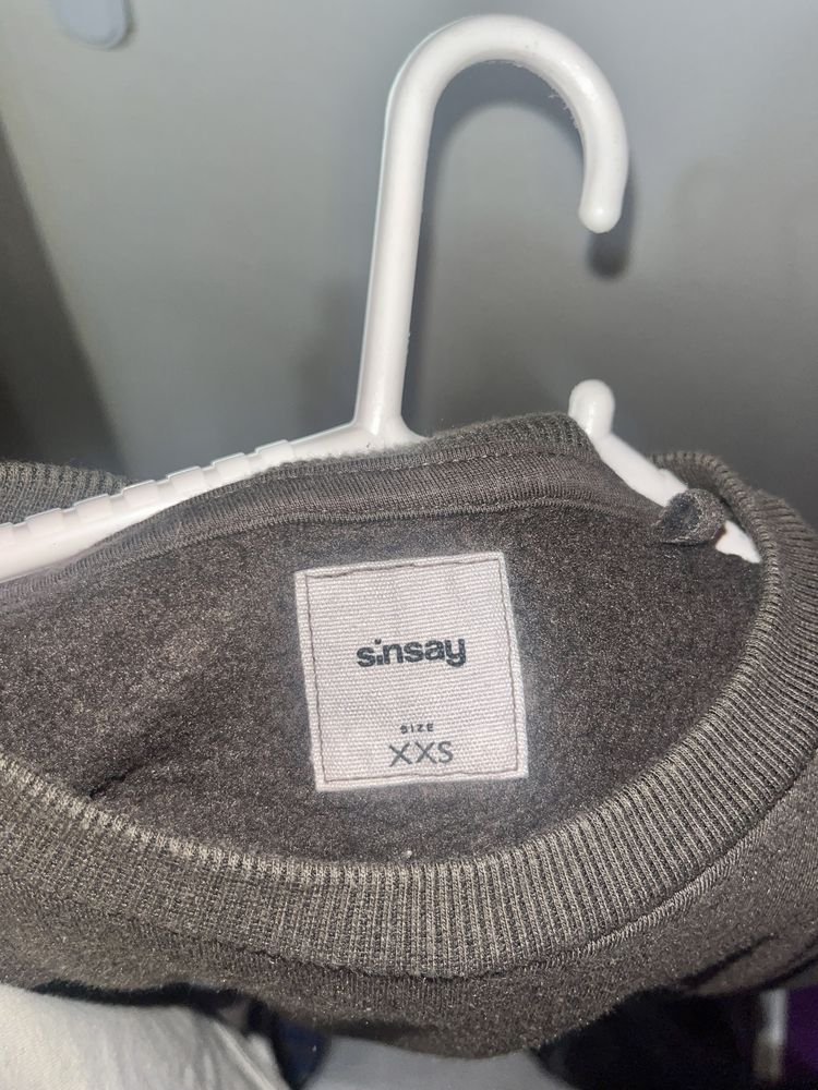 суитшер от Sinsay
