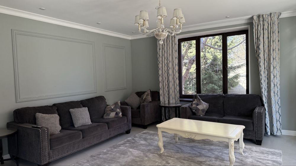 Комплект диванов бренда Ashley Америка