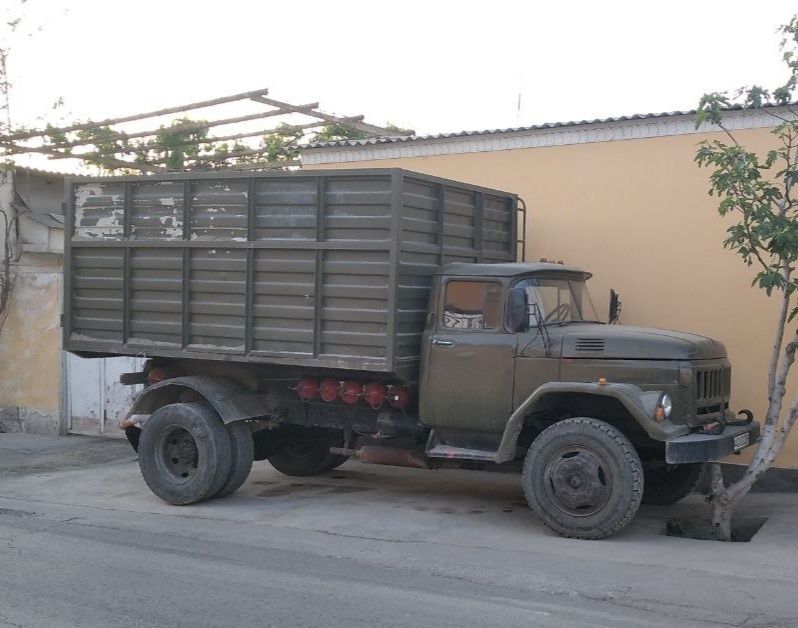 Zil 130 cotiladi