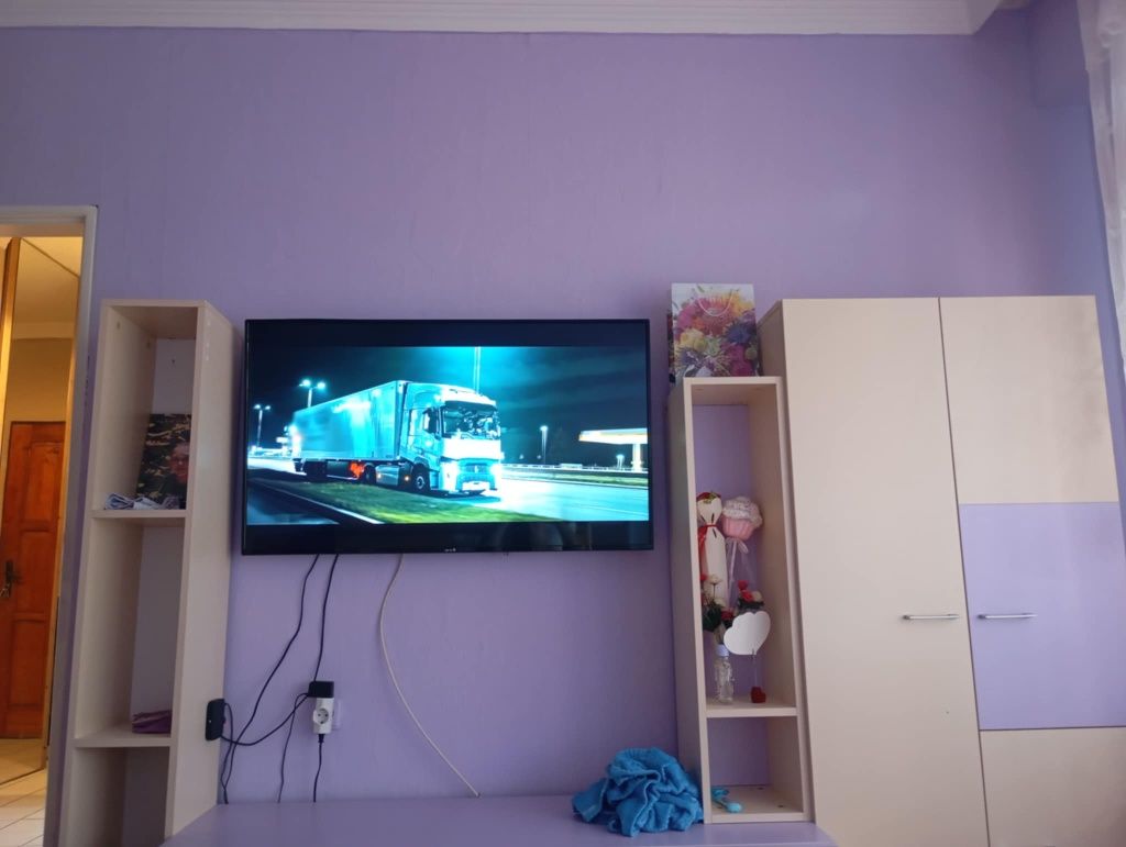 Arielli 49" Led TV-Smart