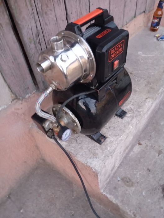 Hidrofor Black + Decker