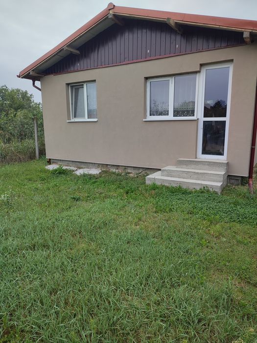 Casa noua la Sântion