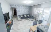 Vand apartament cu 3 camere zona Girocului.PROPRIETAR, Comision 0