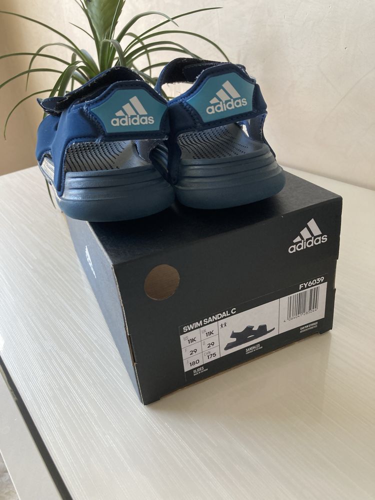 Детски сандали Adidas