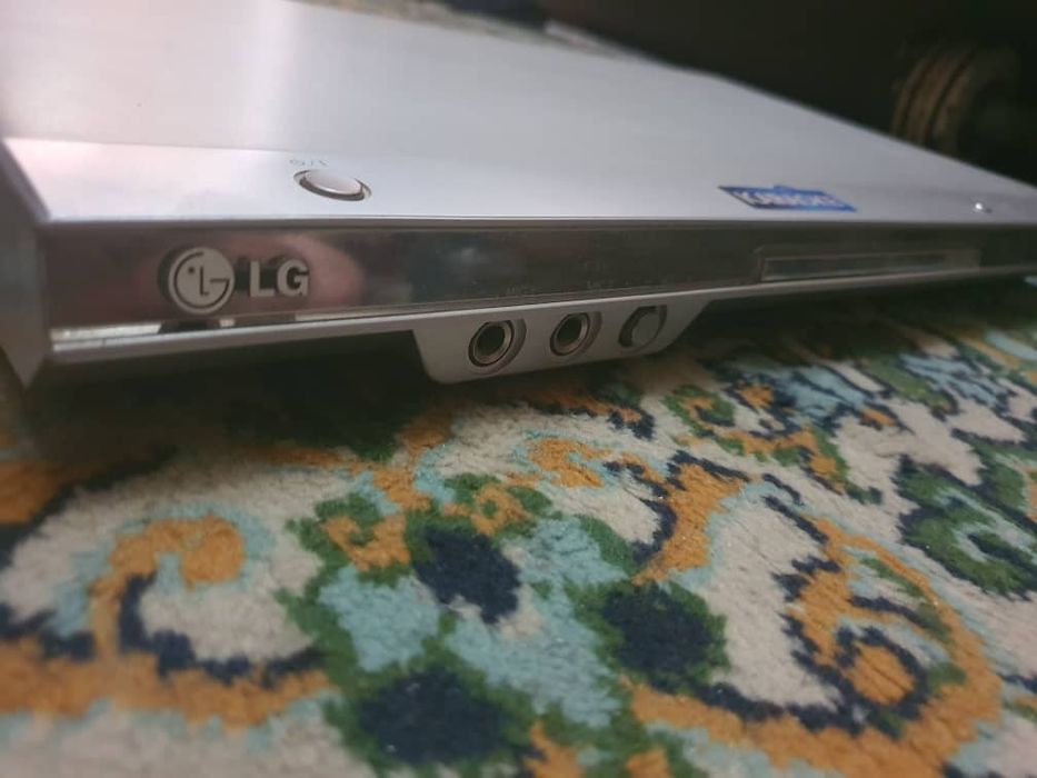 Продам DVD плеер в рабочем состоянии.