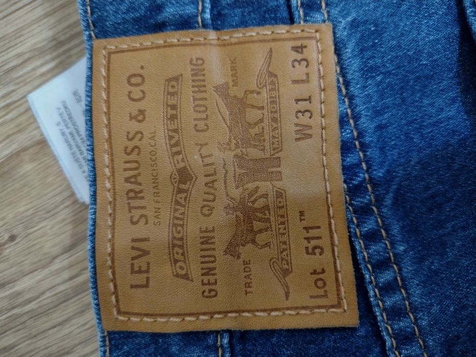 Blugi Levi's 511 Irregular W31 L34