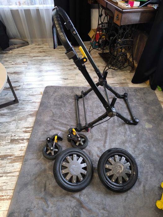 Бебешка количка bugaboo diesel 3х1