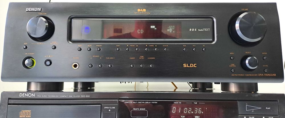 Denon DRA 700 AE muzica dab