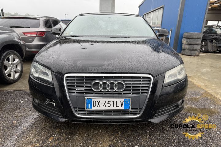 Bara fata S-Line ( mici defecte ) Culoare LY9B Audi A3 8P/8PA [2th fa