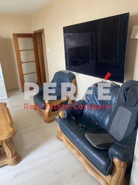 Продава се Тристаен апартамент в Бургас, Лазур - 88 кв.м за 1682 €/кв.м - Снимка #3