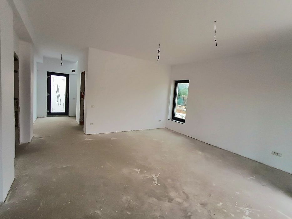 Vila Superba in Corbeanca -Vând / Schimb cu Teren la Munte