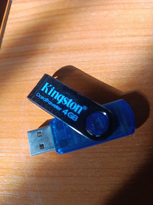 Флешка компьютерная 4gb