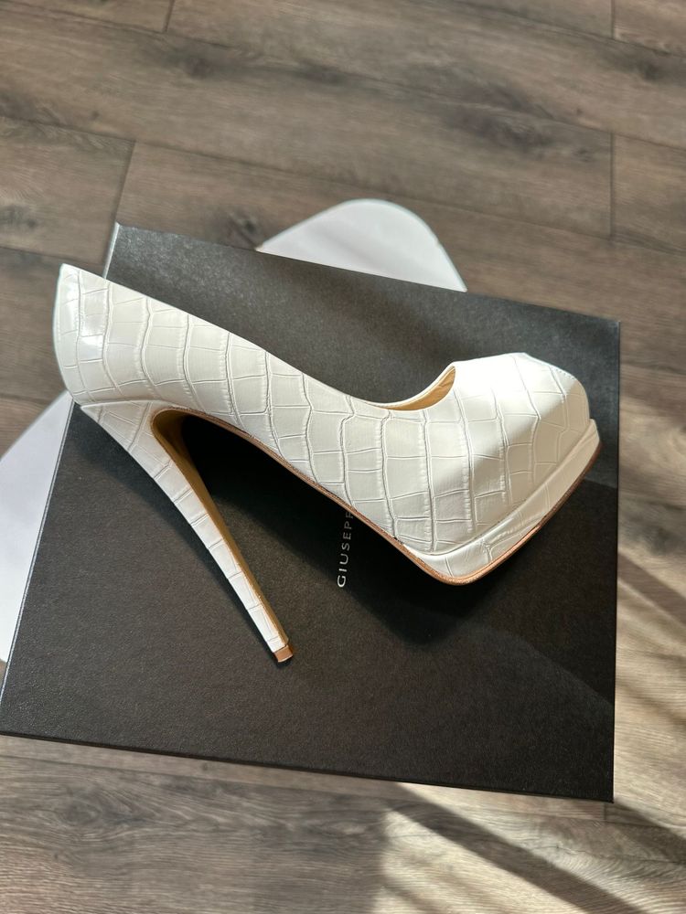 Pantofi Giuseppe Zanotti