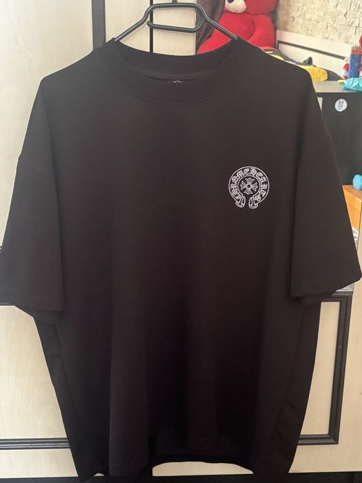 Un tricou foarte bun Chrome Hearts marime L