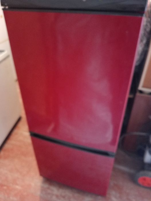 Продам холодильник отлично состояние очень хорошо работает