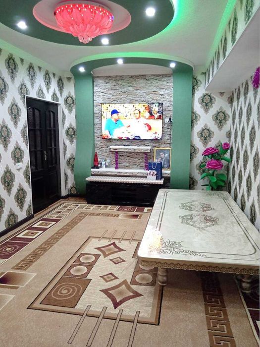 Продаётся 5ти комн. квартира в Учтепинском р-не Хокимият Учтепа тумани