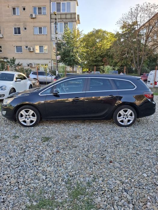 Opel Astra Sports