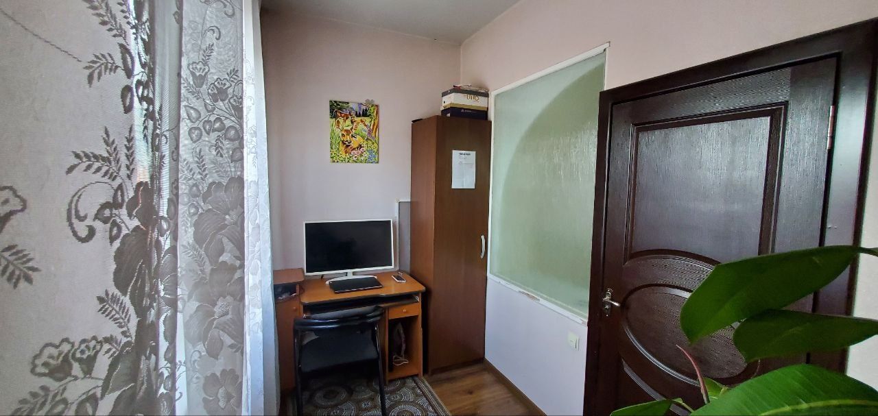 (Московская планировка). 2шка в 3х. 60м². Кирпич. Два балкона 6х2 и 3х