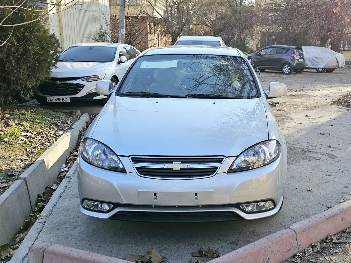 Gentra 3 A/T lyuk va Abs bor