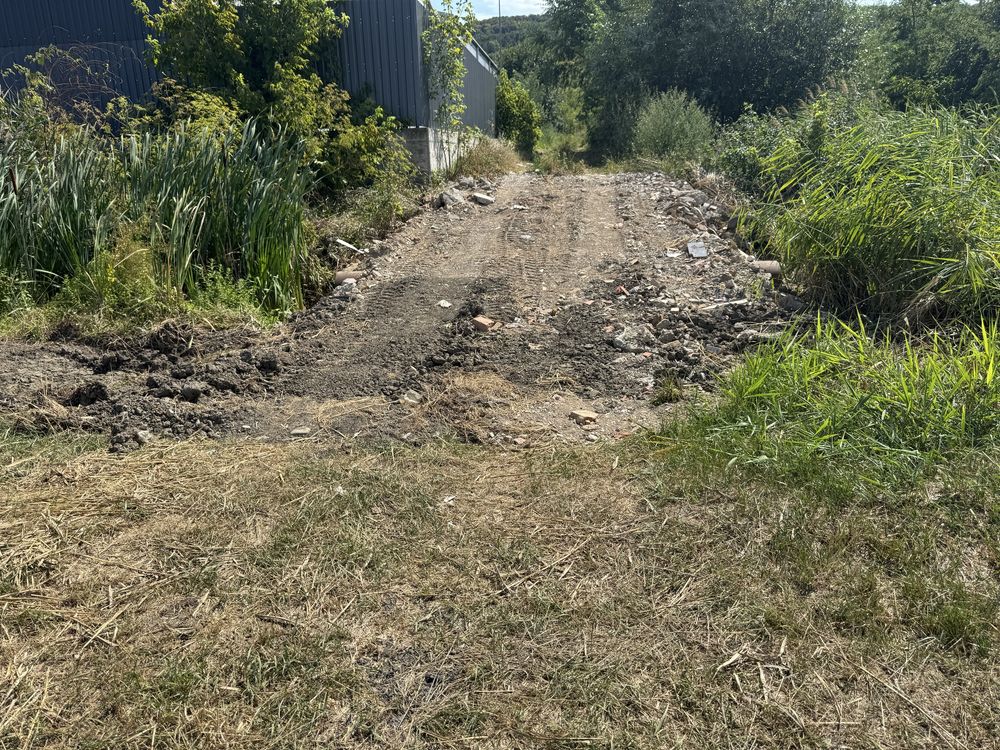 Urgent! - Persoana fizică- teren intravilan industrial Tomesti
