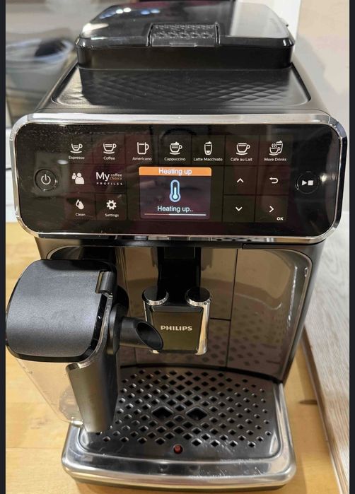 Espressor automat Philips LatteGo 4300 EP4349/70 15bari