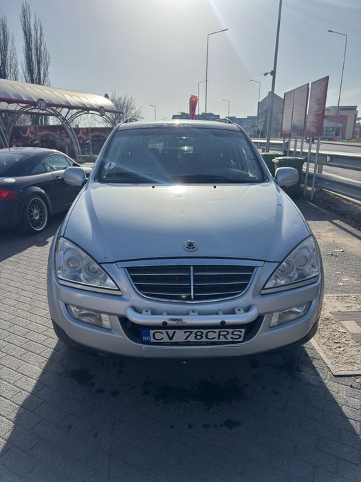 Vând ssangyong kyron