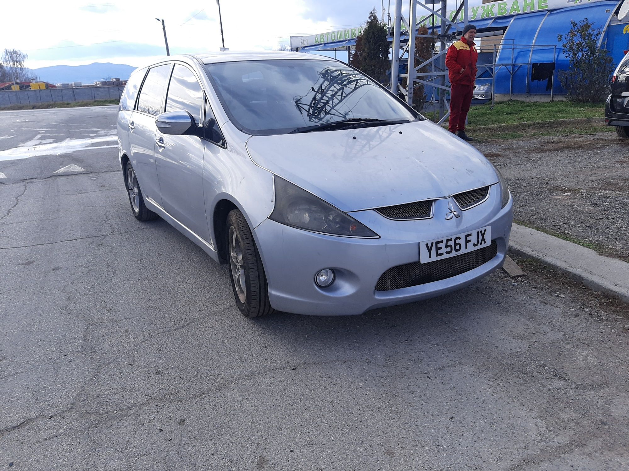 За части Mitsubishi Grandis 2000 кубика дизел 2008 година ръчни скорос