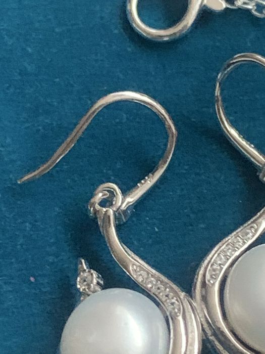 Set cercei si colier  montate in argint 925