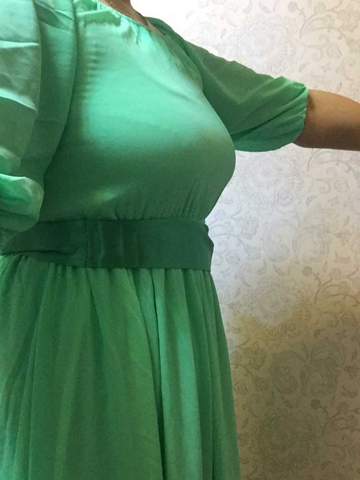 Платье длинное с резинкой на талии