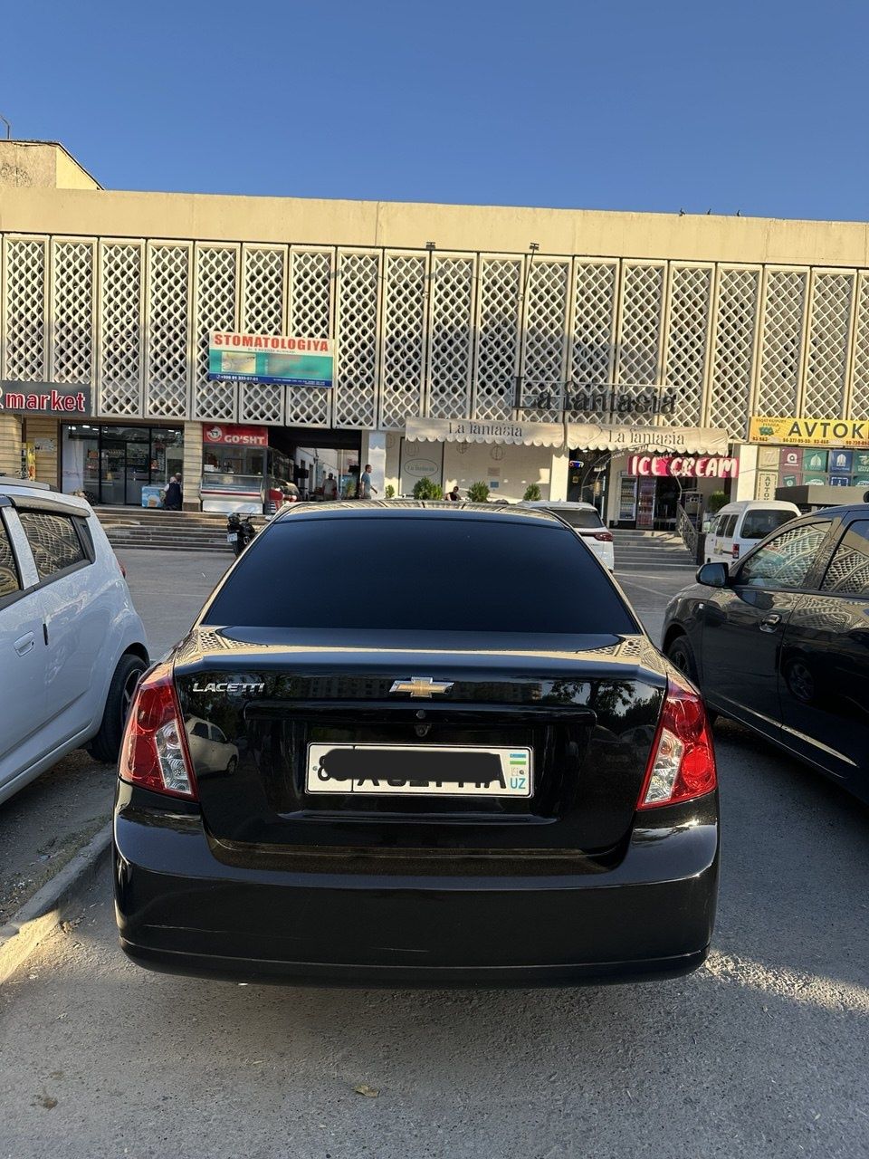 Chevrolet qora jentra